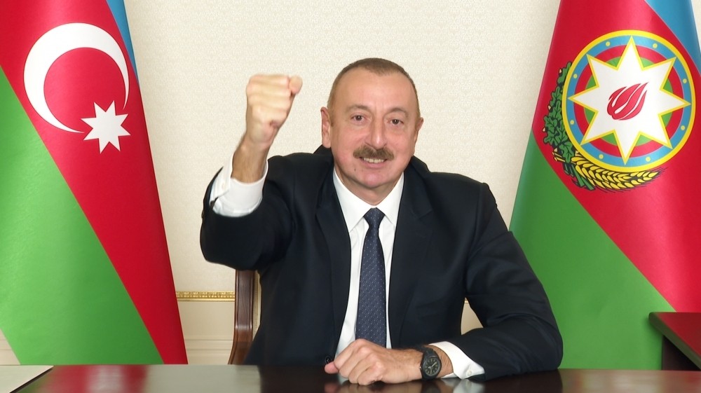 \"Yaşasın Azərbaycan əsgəri!\" - Prezident