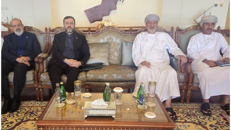 İran və Oman Hörmüz boğazının idarə olunması ilə bağlı DANIŞIQLAR APARIR