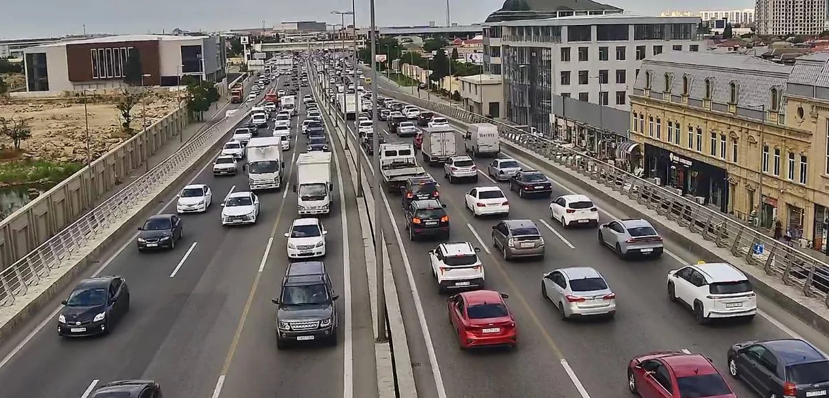 Bu yollarda sıxlıq var