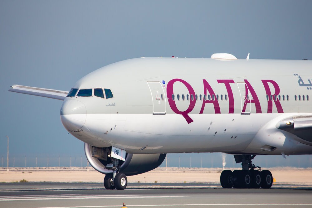 \"Qatar Airways\"in təyyarəsi Bakıya TƏCİLİ ENİŞ ETDİ