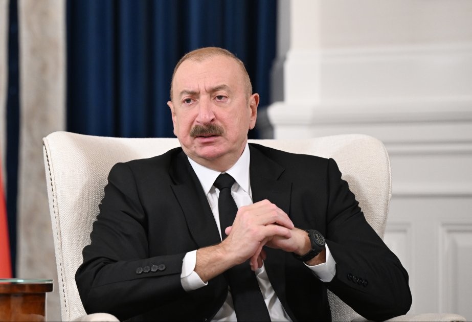 Prezident Azərbaycan-Əlcəzair Birgə Komissiyasının tərkibini təsdiqlədi