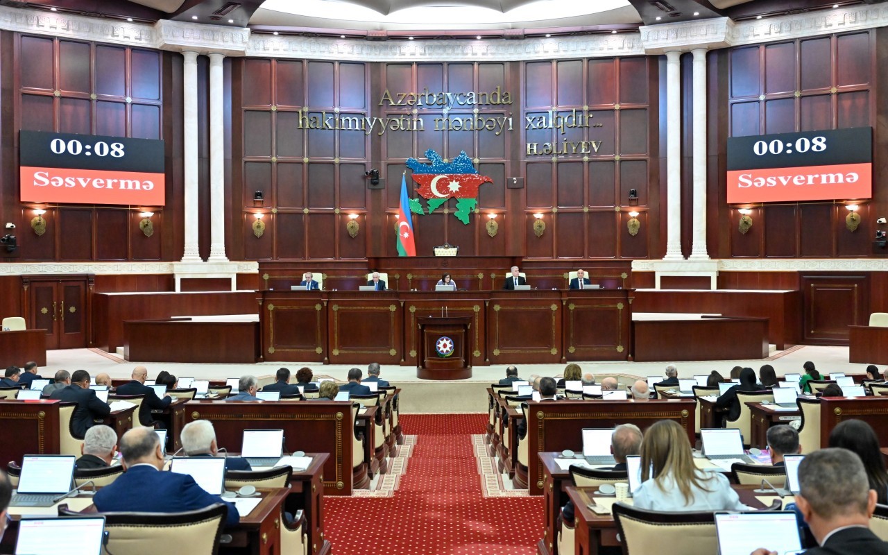 Sabah Milli Məclisdə son iclas olacaq, deputatlar tətilə çıxacaq