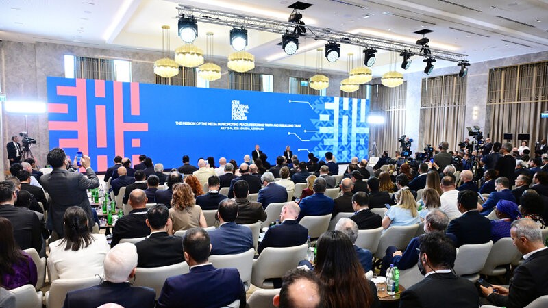 Biz hər zaman İslam ölkələri arasında həmrəyliyin tərəfdarı olmuşuq-İlham Əliyev
