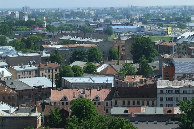 Latviyada rus dili ilə bağlı plan gərginlik yaratdı