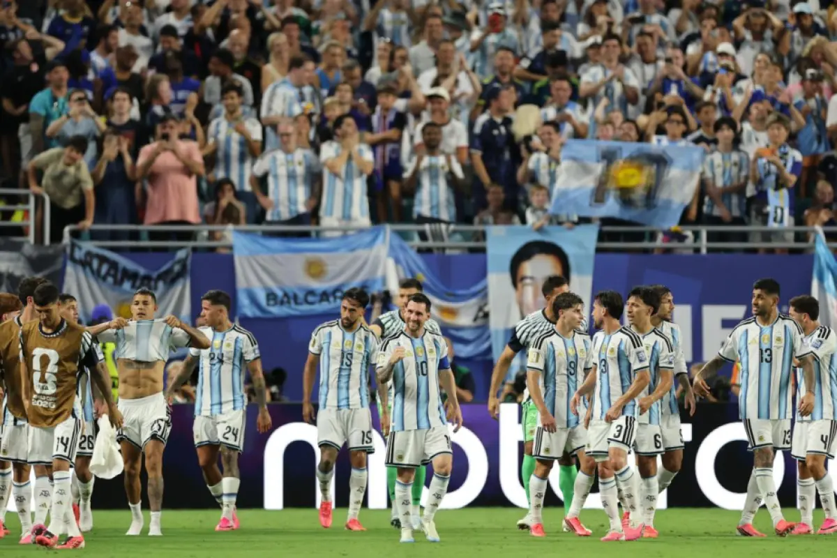 Argentina millisinin DÇ-dən kənarlaşdırılması üçün 10 milyon imza topladı