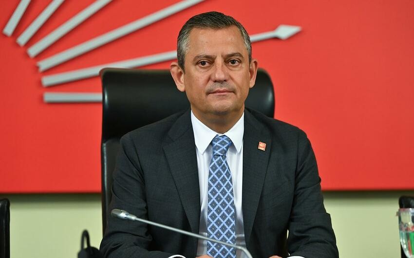 Özgür Özel CHP-dən istefa verdi