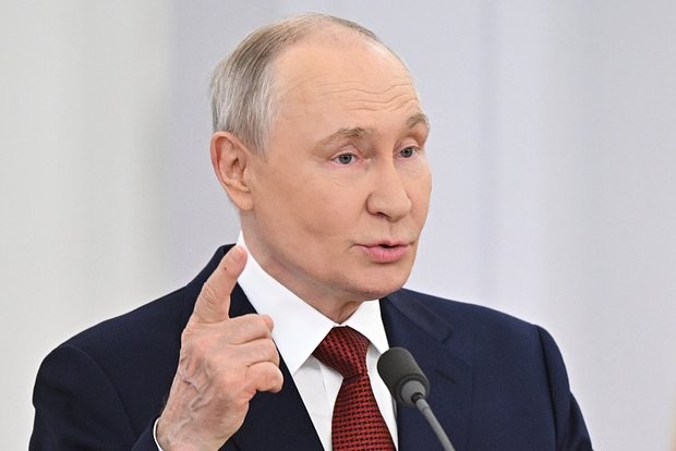 Millətin gələcəyi təhlükə altındadır-Putin