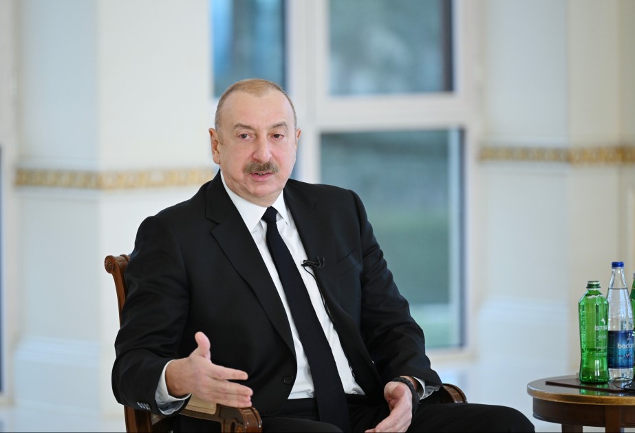 İlham Əliyev Qarabağın bərpasında köməyə görə Qırğızıstana təşəkkür etdi