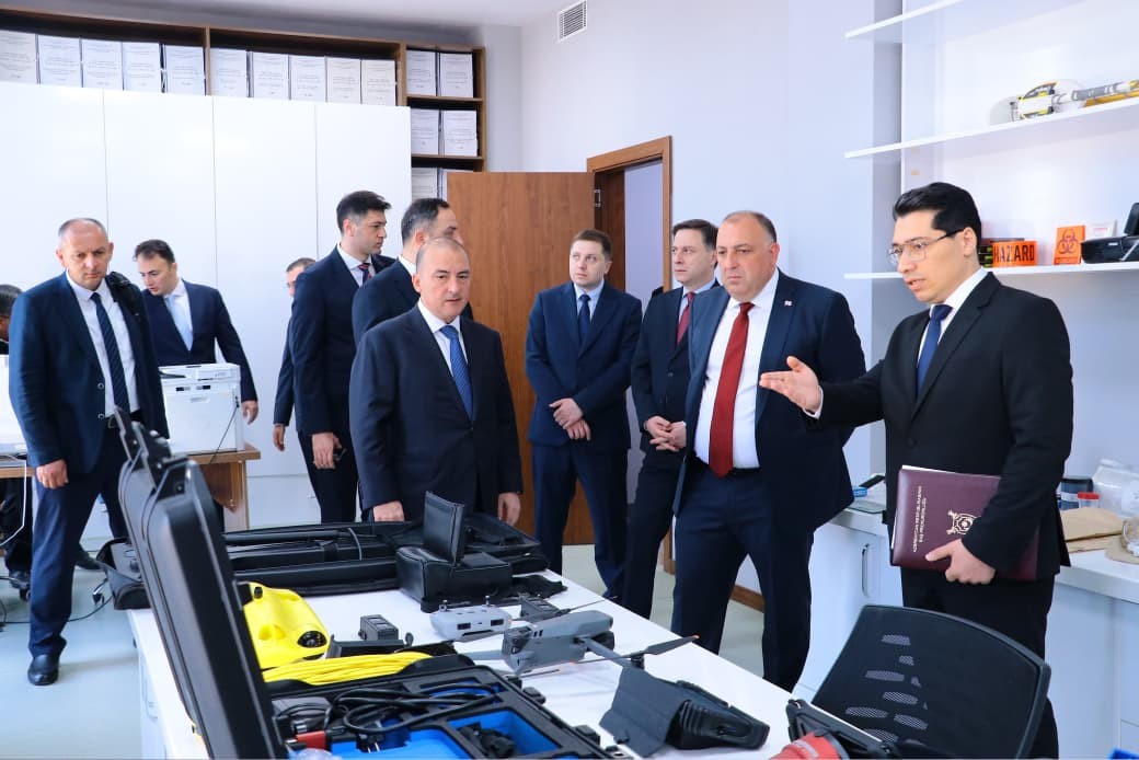 Giorgi Qvarakidzenin Azərbaycana səfəri başa çatıb