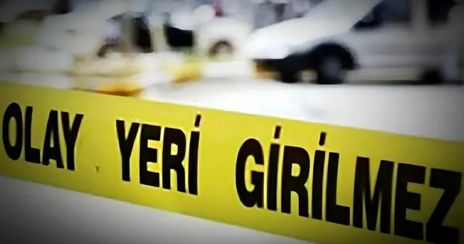 Türkiyədə DƏHŞƏT- Uşağının gözü qarşısında arvadını BIÇAQLADI