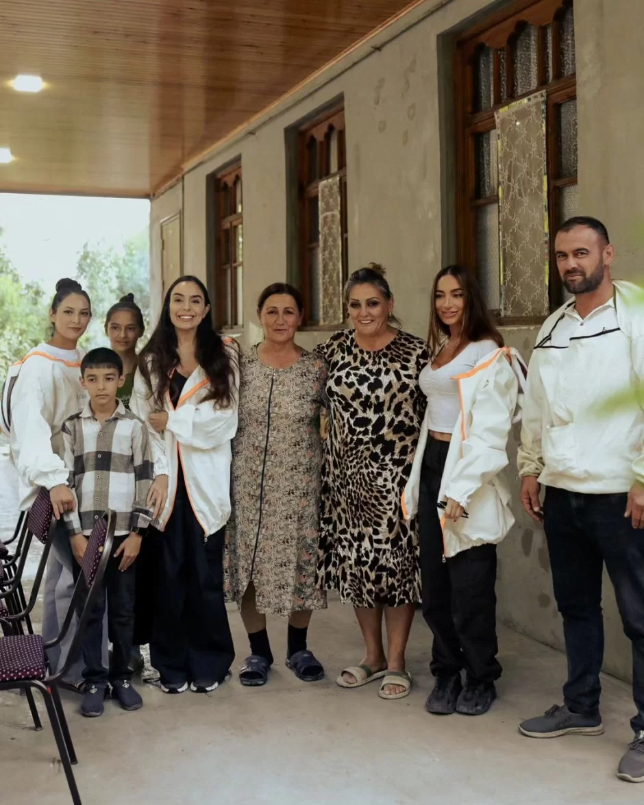 Leyla və Arzu Əliyevalar onların qonağı oldu - FOTO