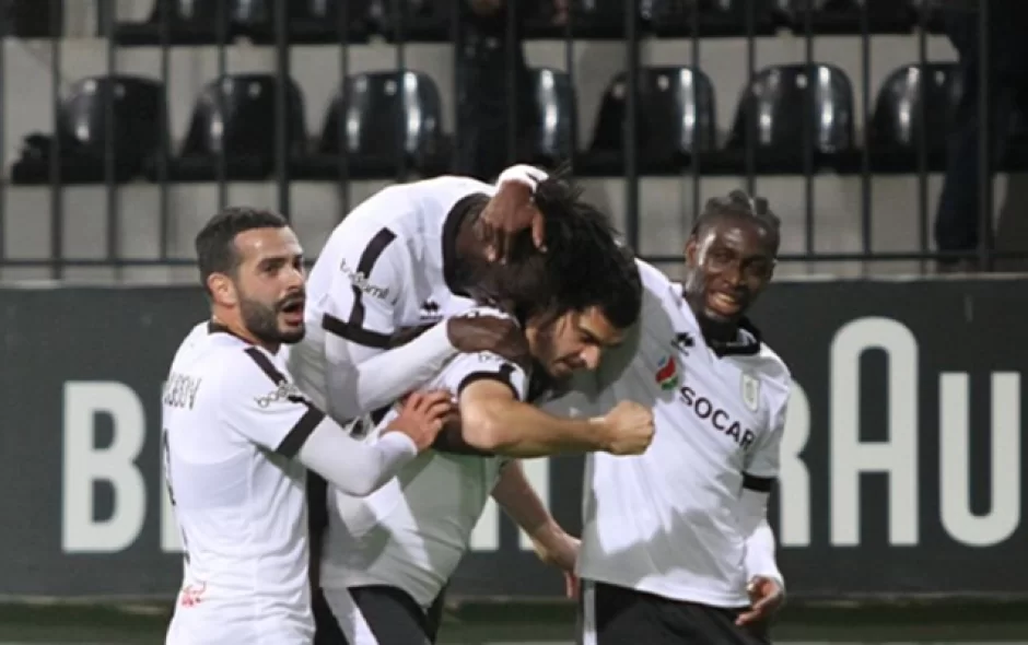 “Neftçi” 3 xalı 3 qolla qazandı 