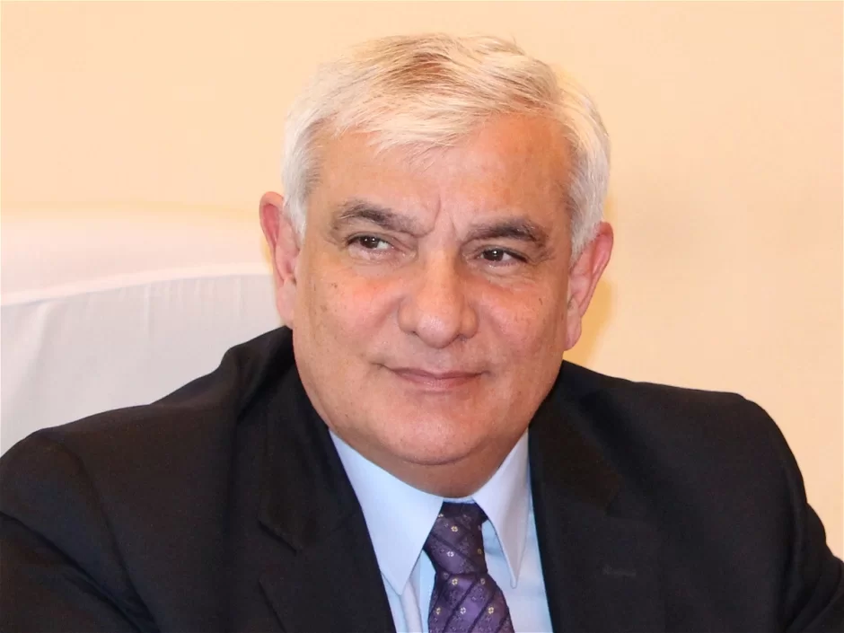 Akademik Kamal Abdulla redaksiya heyətinin üzvü SEÇİLDİ