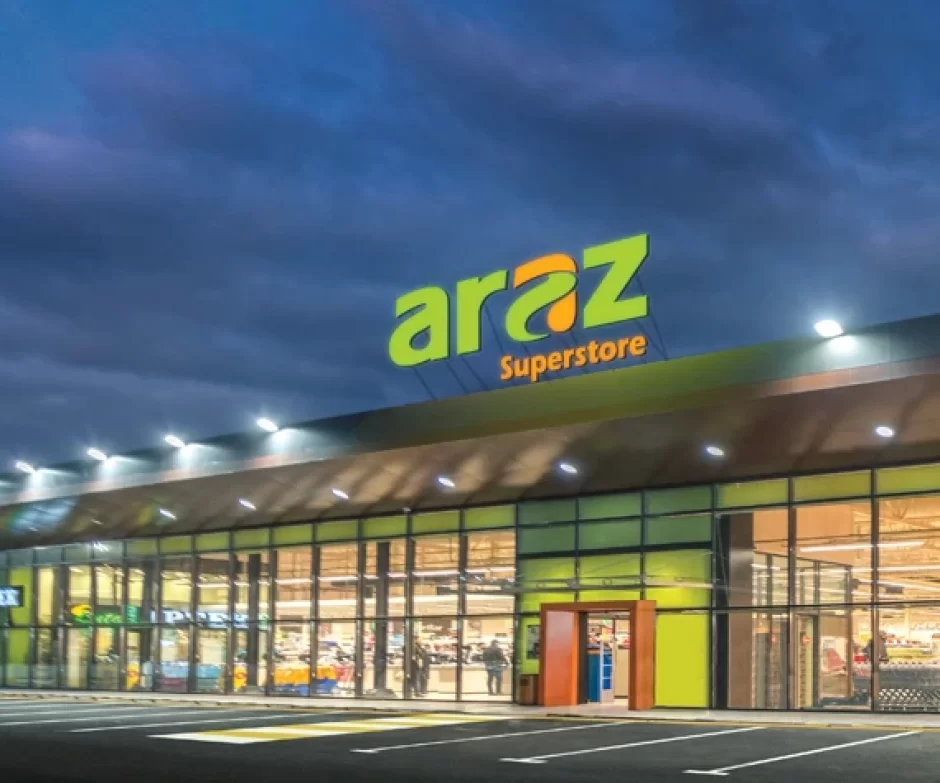 \"Araz\" marketdə daha bir ŞOK: Şirniyyatın içindən görün nə çıxdı