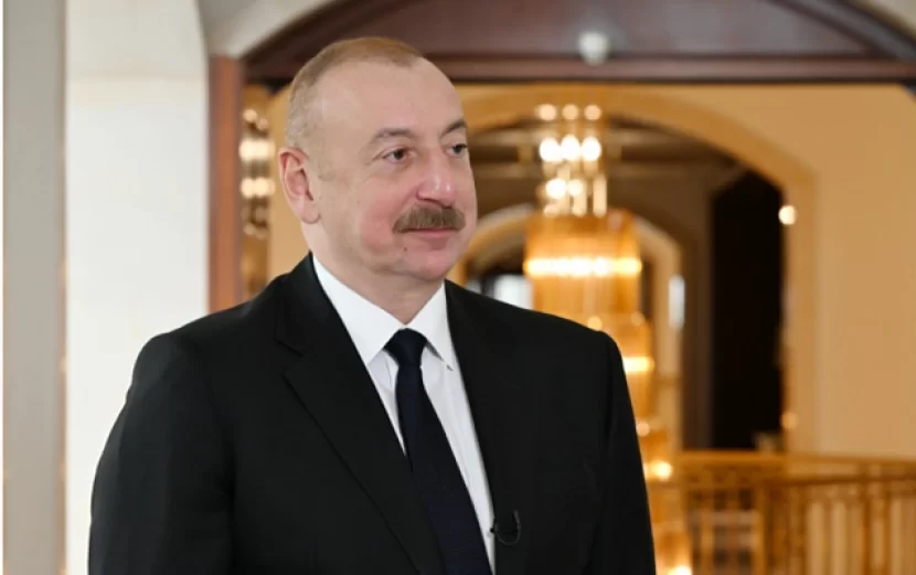 Özgür Özəl İlham Əliyevə zəng etdi