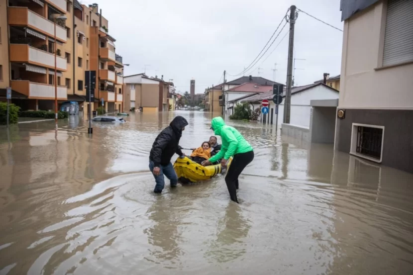 Sel fəlakəti can almağa davam edir - VİDEO