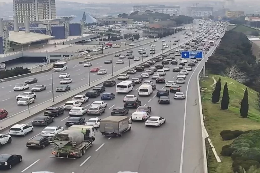 Bakı-Sumqayıt yolunda ağır tıxac - FOTO