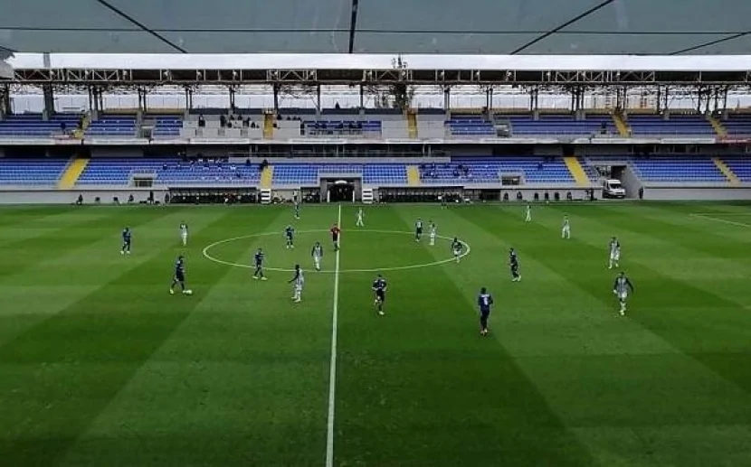 \"Neftçi\" və \"Qarabağ\"ın start heyətləri açıqlandı