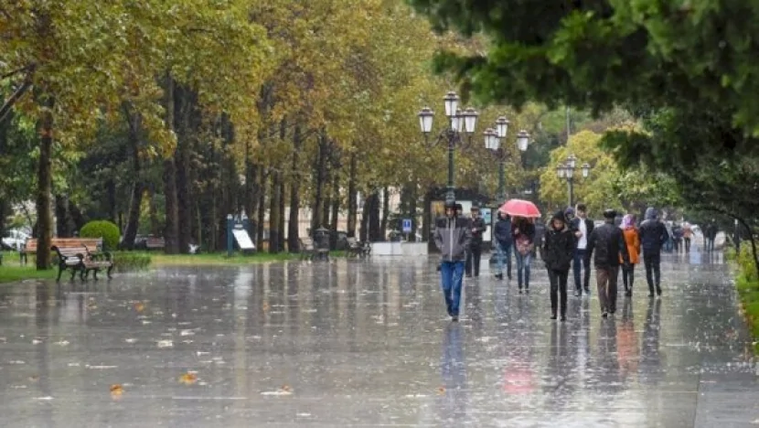 Bakıda yağış, rayonlara qar yağacaq - Sabahın havası