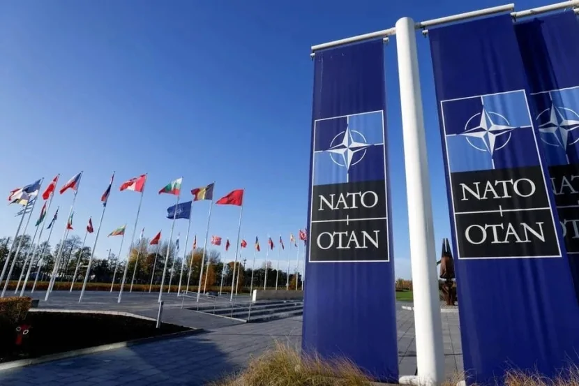 NATO-nun dağılması ilə Avropa borc böhranının astanasındadır