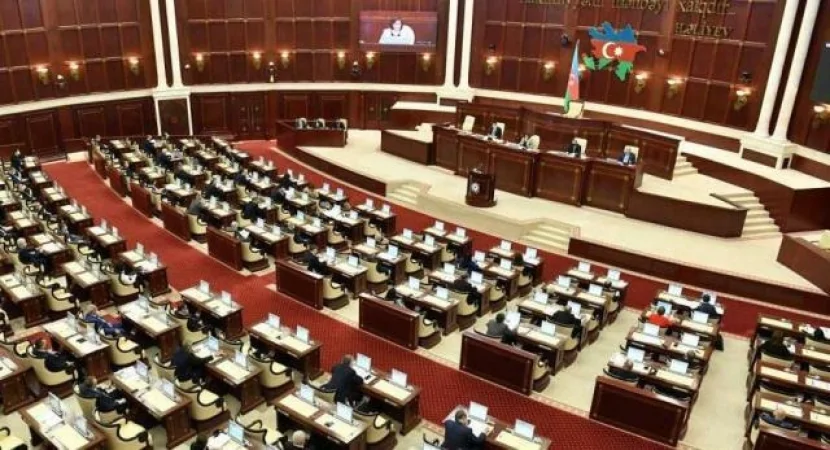 Parlamentə süni intellekt gəlir