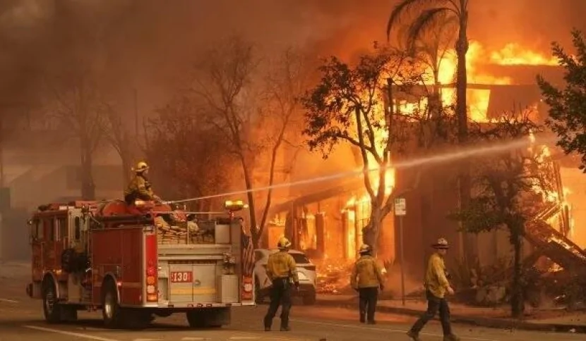 ABŞ-da dəhşətli yanğınlar: Fövqəladə vəziyyət elan edildi