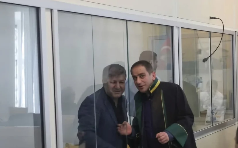 Əvəz Zeynallı azadlığa buraxıldı