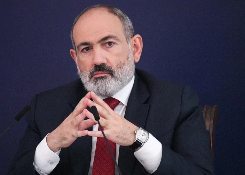 Paşinyan Azərbaycan xalqını təbrik etdi