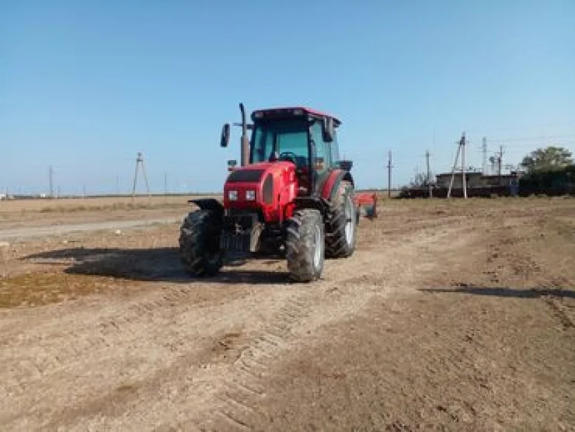 Yardımlıda traktor aşdı, sürücü öldü
