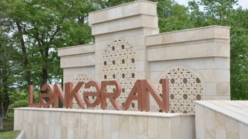 Lənkəranda qəza - 5 nəfər yaralandı