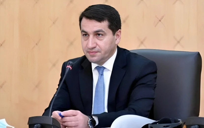 Hikmət Hacıyev xarici diplomatlarla bağlı paylaşım etdi