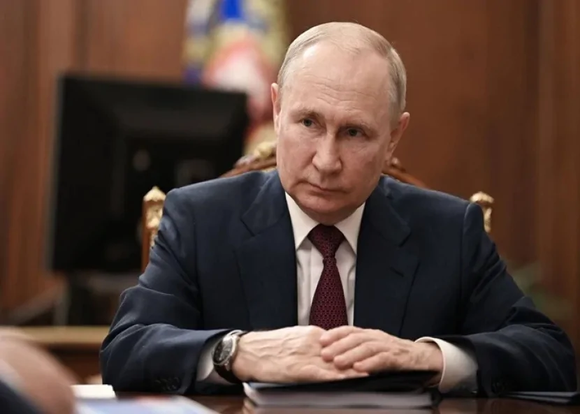 Putin Belarusda səfərdədir
