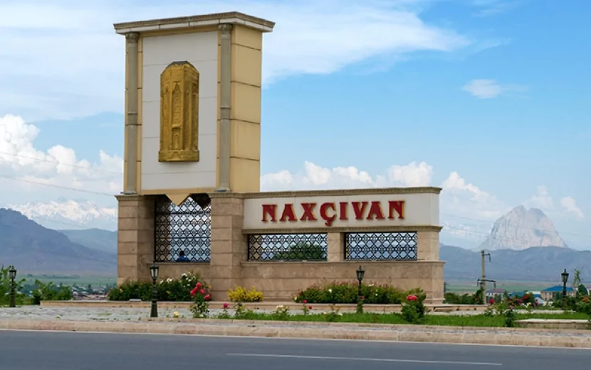 Naxçıvanda vəzifəli şəxs qəzada öldü - FOTOLAR