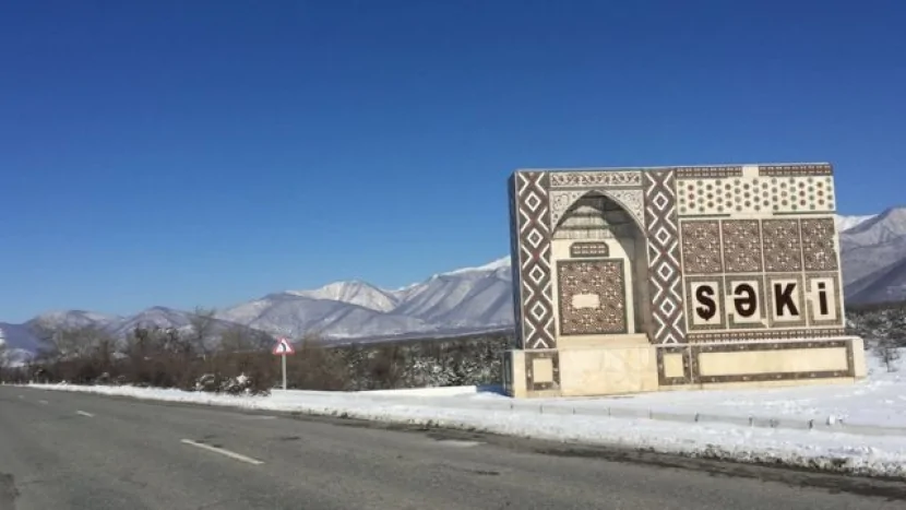 Şəkidə yanğın
