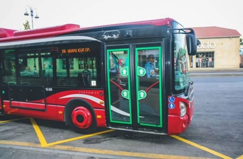 BakuBus avtomobillə TOQQUŞDU-VİDEO