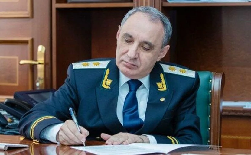 Kamran Əliyev Əli Qurbanovu vəzifəsindən AZAD ETDİ