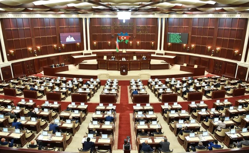 Deputatlar bu gün TOPLAŞIR