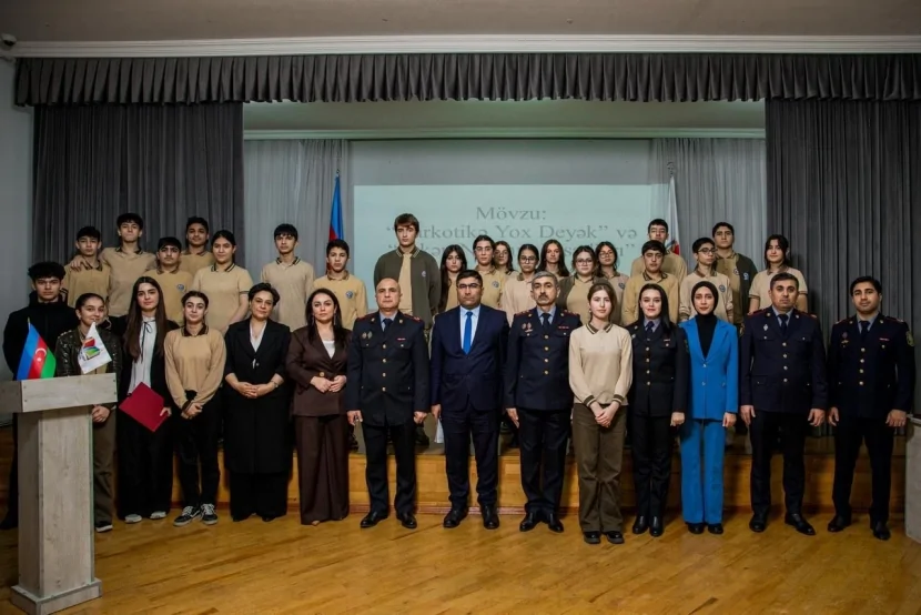 Polis Xətai və Nərimanovda təhsil müəssisələrində TƏDBİR KEÇİRİB