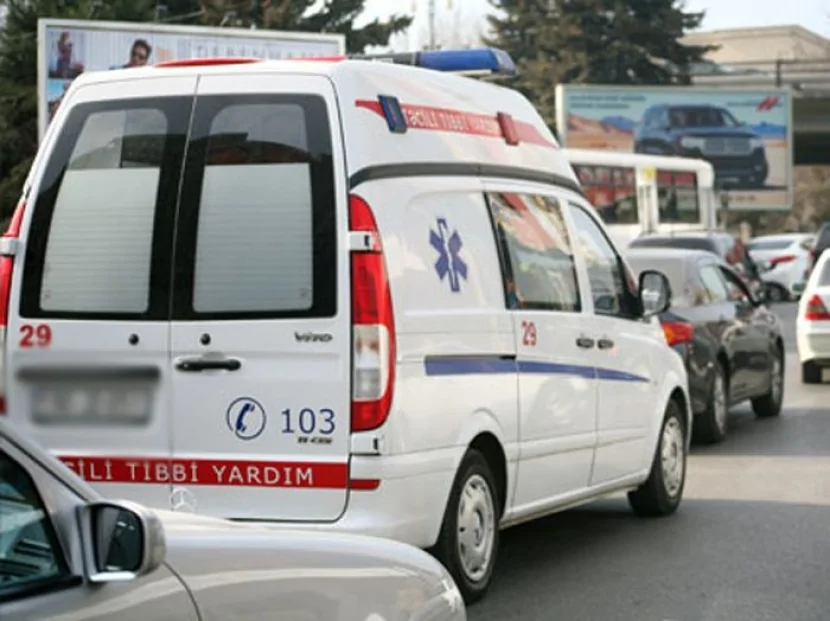 36 yaşlı şəxs BIÇAQLANDI