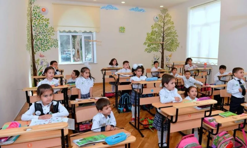 Kənddə çalışan müəllimlərin maaşına əlavələr ÖDƏNİLƏCƏK