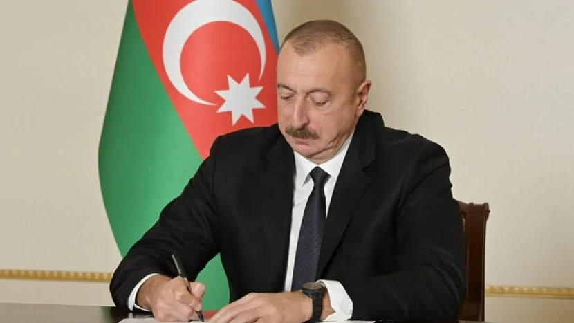 Gecə və növbəli iş zamanı işçilərin ailə vəzifələri nəzərə alınacaq-FƏRMAN