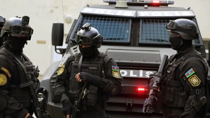 Polis əməliyyat keçirdi- Axtarışda olan şəxslər SAXLANILDI