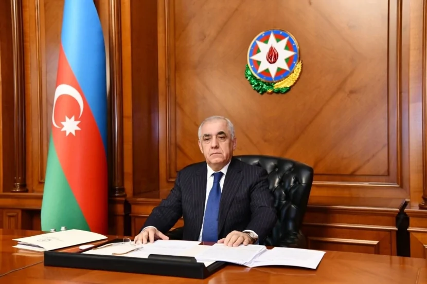 Əli Əsədov məzuniyyətə çıxıb