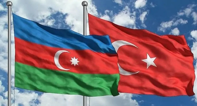 Bakı və Ankara hərbi əməkdaşlığı müzakirə etdi