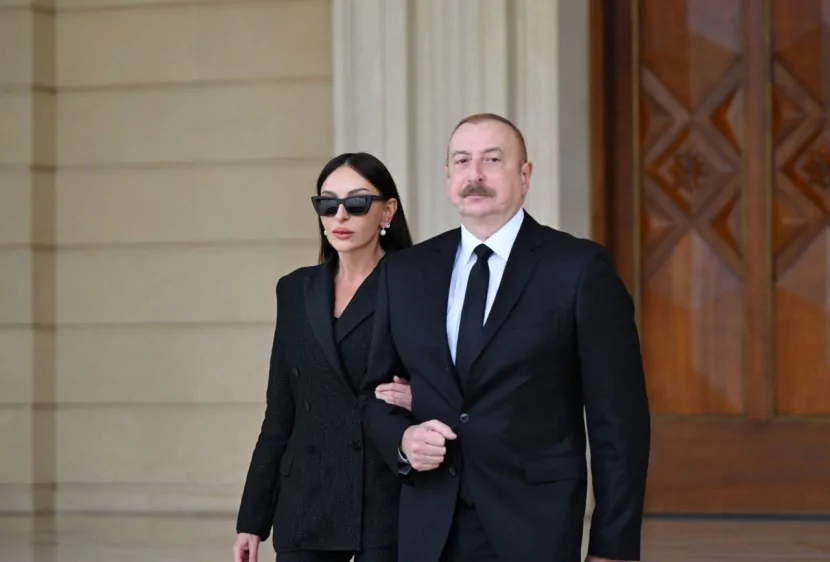 İlham Əliyev və Mehriban Əliyeva Xalq artisti Rasim Balayevin vida mərasiminə əklil göndəriblər