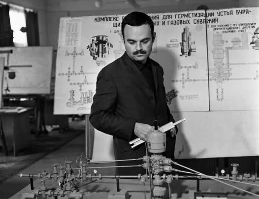 Artur Rasizadənin 1975-ci ildə çəkilən fotosu DİQQƏT ÇƏKDİ