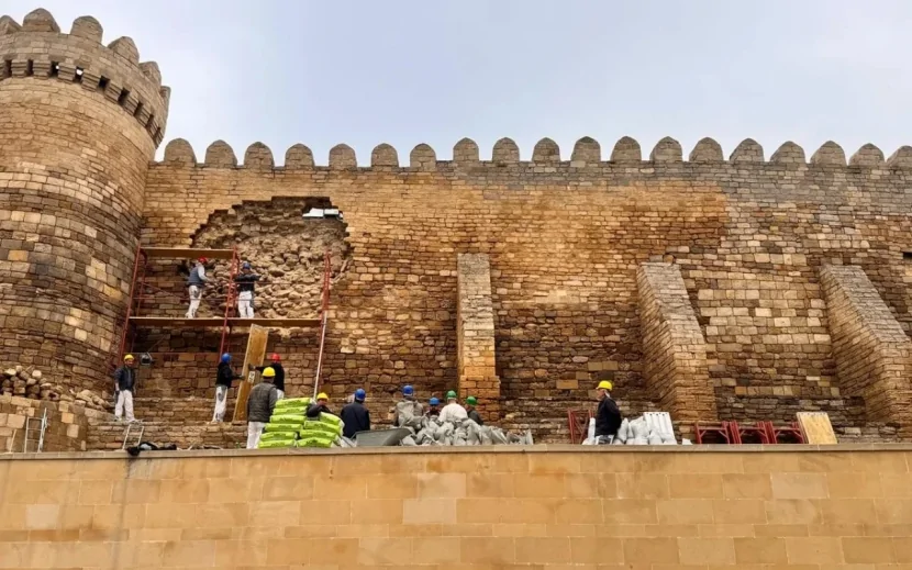 Qala divarının dağılan hissəsində tədbirlər görüləcək
