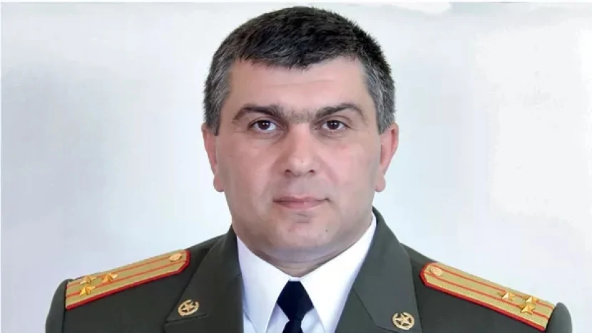 Ermənistan Ordusunun generalı axtarışa VERİLDİ