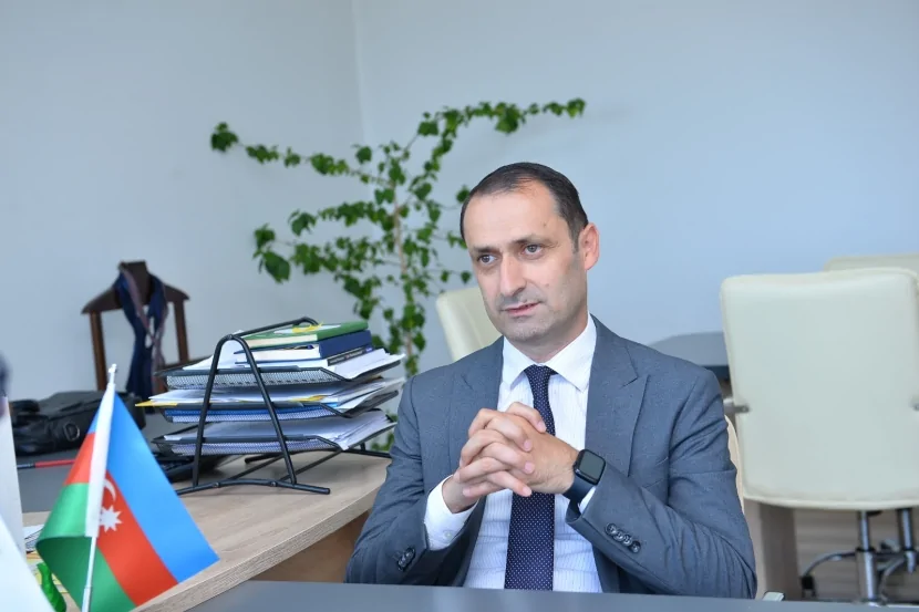 Şagirdin bu gün ehtiyacı olan SEVGİDİR