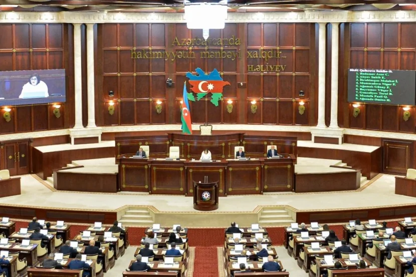 Bu şəxslər üçün yeni rüsum MÜƏYYƏNLƏŞİR